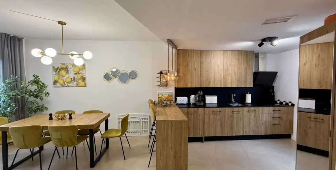 Long-term rent of townhouse in New Golden Mile 11