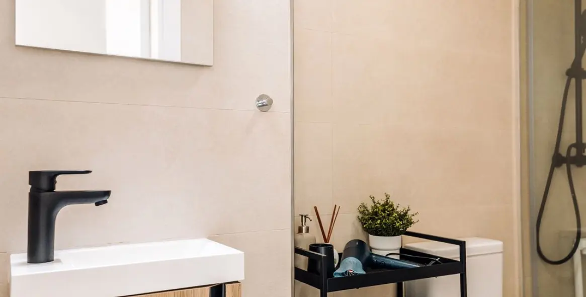 Long-term rent of townhouse in New Golden Mile 16