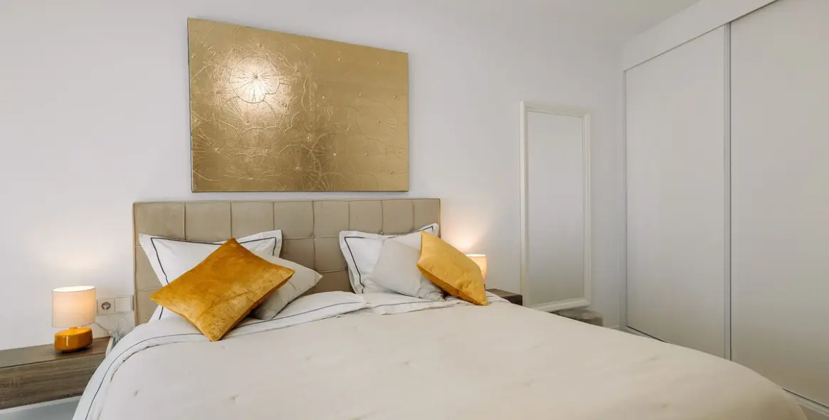 Long-term rent of townhouse in New Golden Mile 17