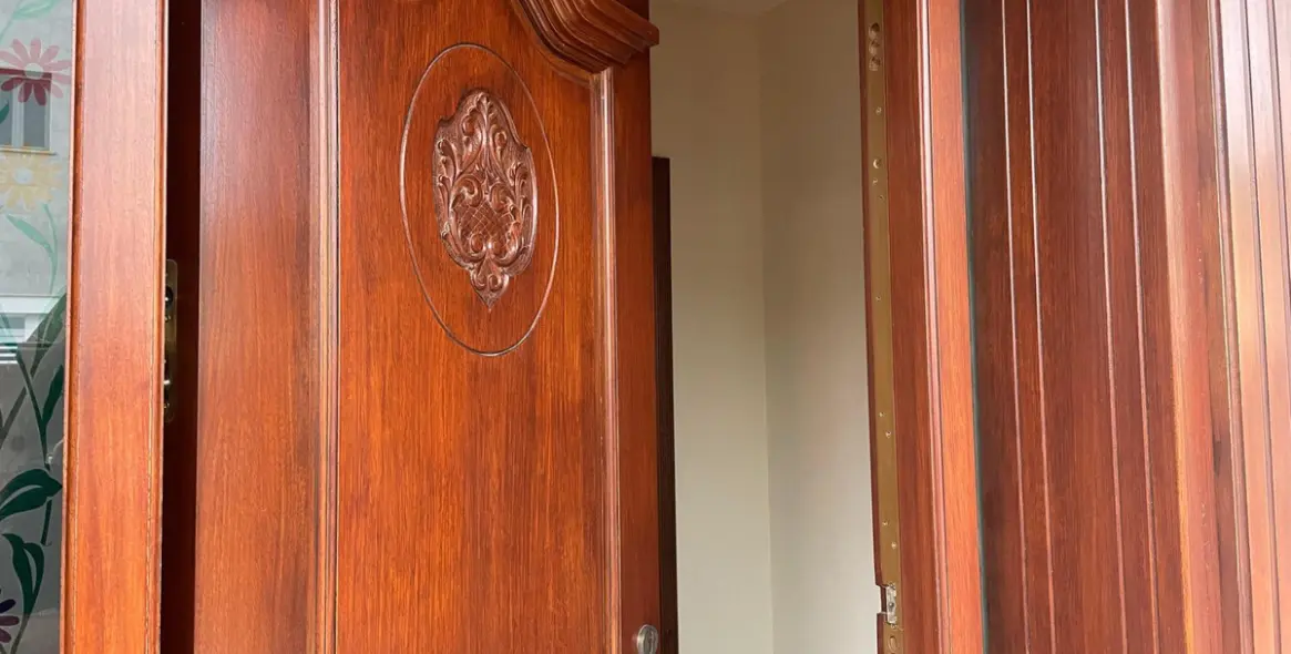 Sale of detached villa in Villanueva De La Concepcion 2