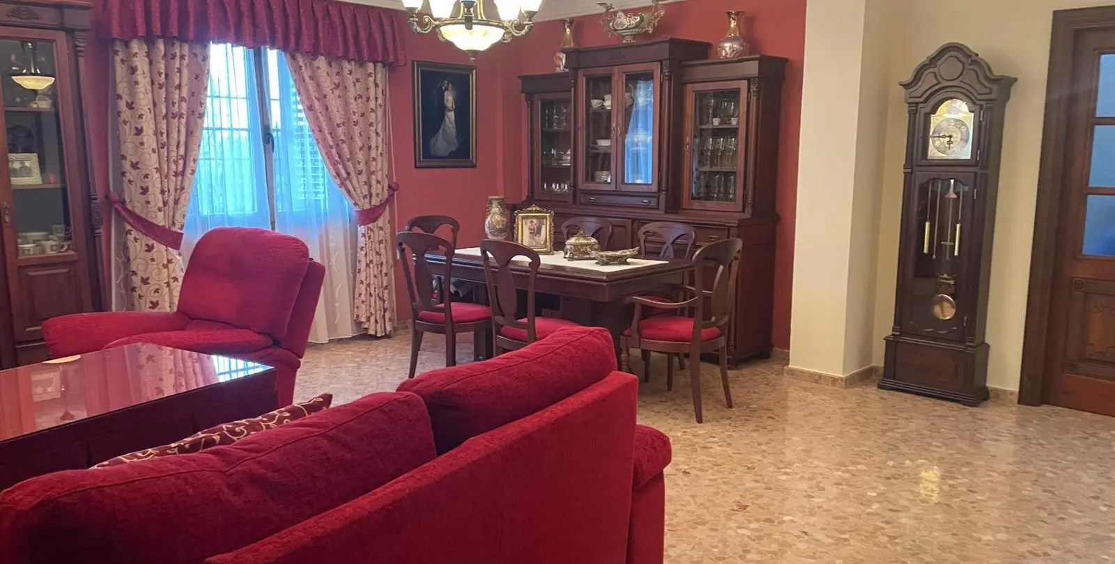 Продажа  отдельно стоящей виллы в Villanueva De La Concepcion 4