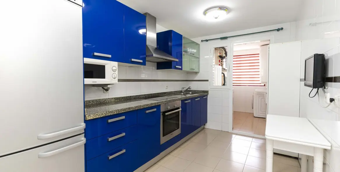 Sale of middle floor apartment in Marbella 10