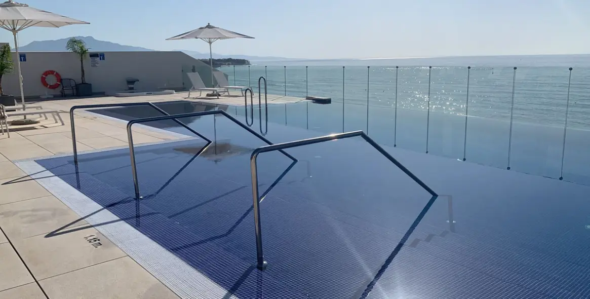 Продажа пентхауса в Estepona 1