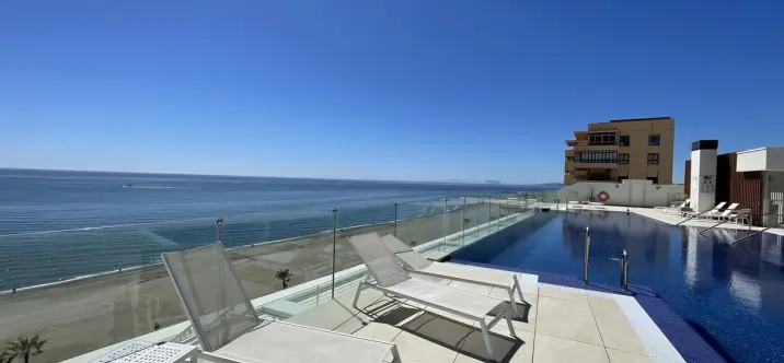 Продажа пентхауса в Estepona 1