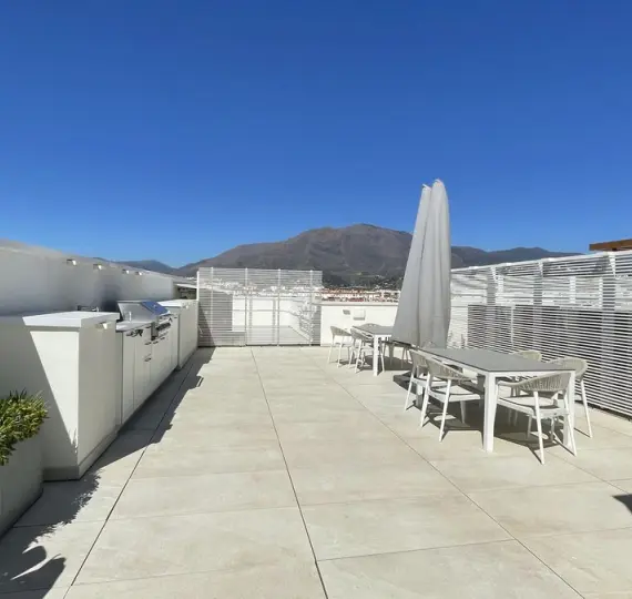 Продажа пентхауса в Estepona