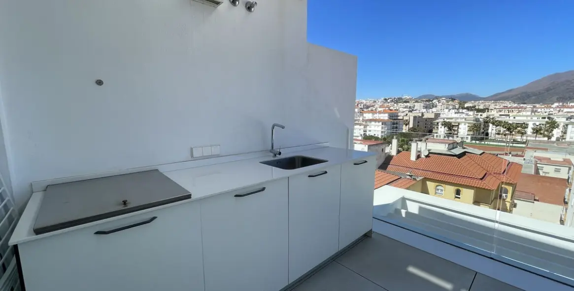 Продажа пентхауса в Estepona 27