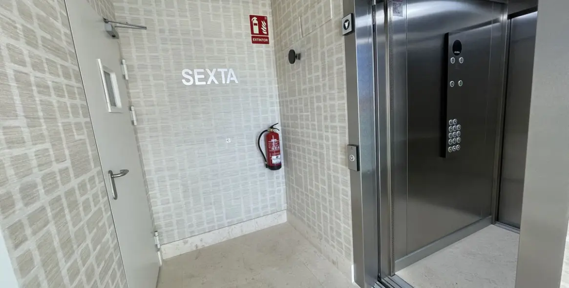 Продажа пентхауса в Estepona 35