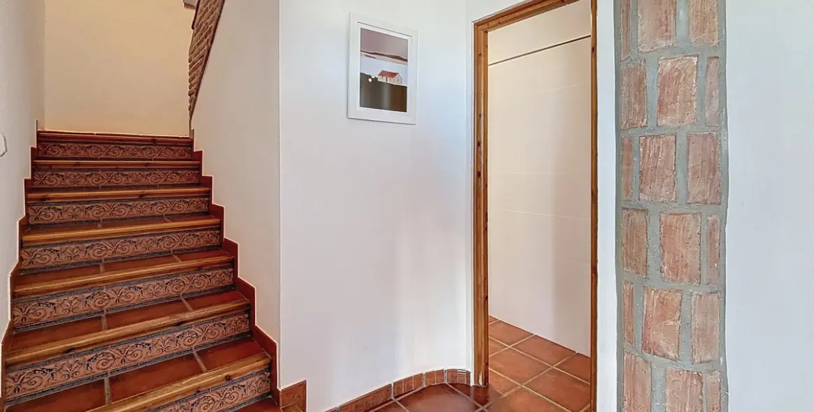 Sale of detached villa in Almayate 15