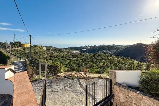 Image 7 thumb