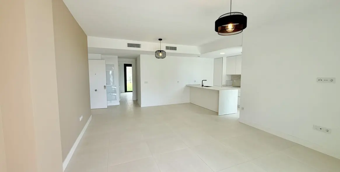 Продажа апартаментов на первом этаже в Fuengirola 5