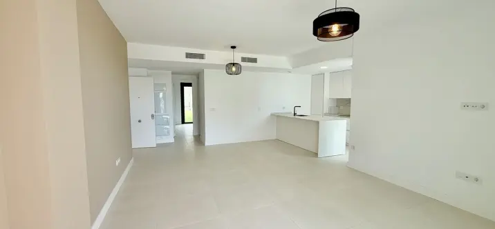 Продажа апартаментов на первом этаже в Fuengirola 4