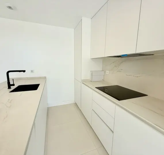 Продажа апартаментов на первом этаже в Fuengirola