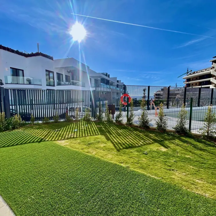 Sale of ground floor apartment in Fuengirola