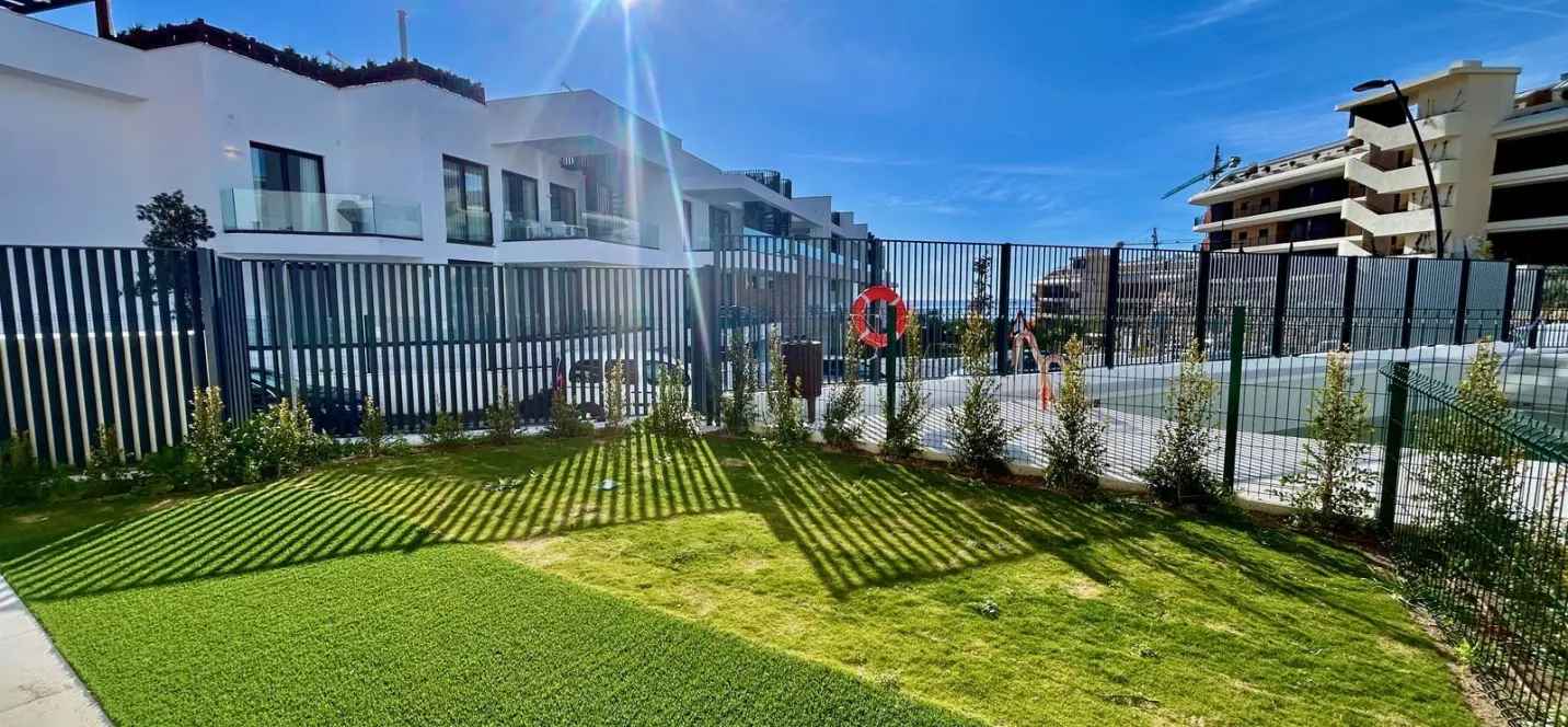 Sale of ground floor apartment in Fuengirola 0