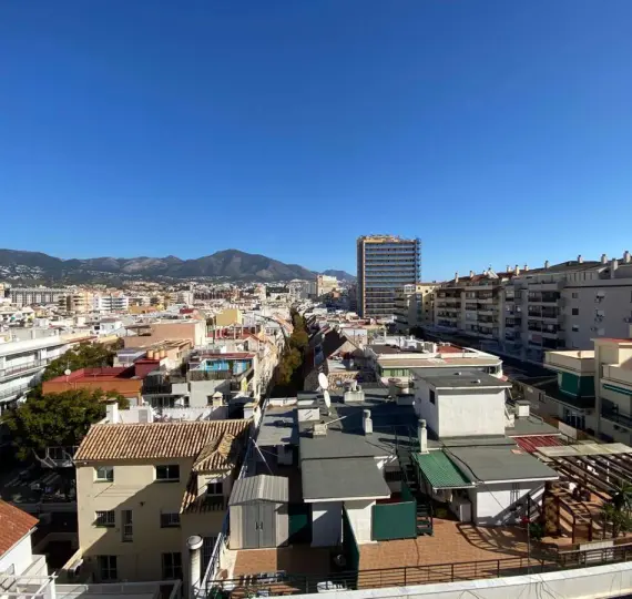Продажа апартаментов на среднем этаже в Fuengirola