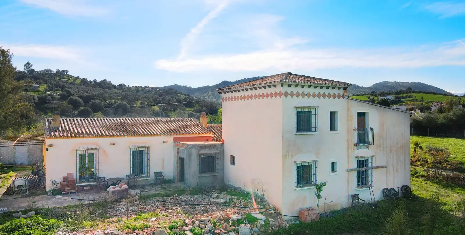 Sale of finca - cortijo in Coín 10