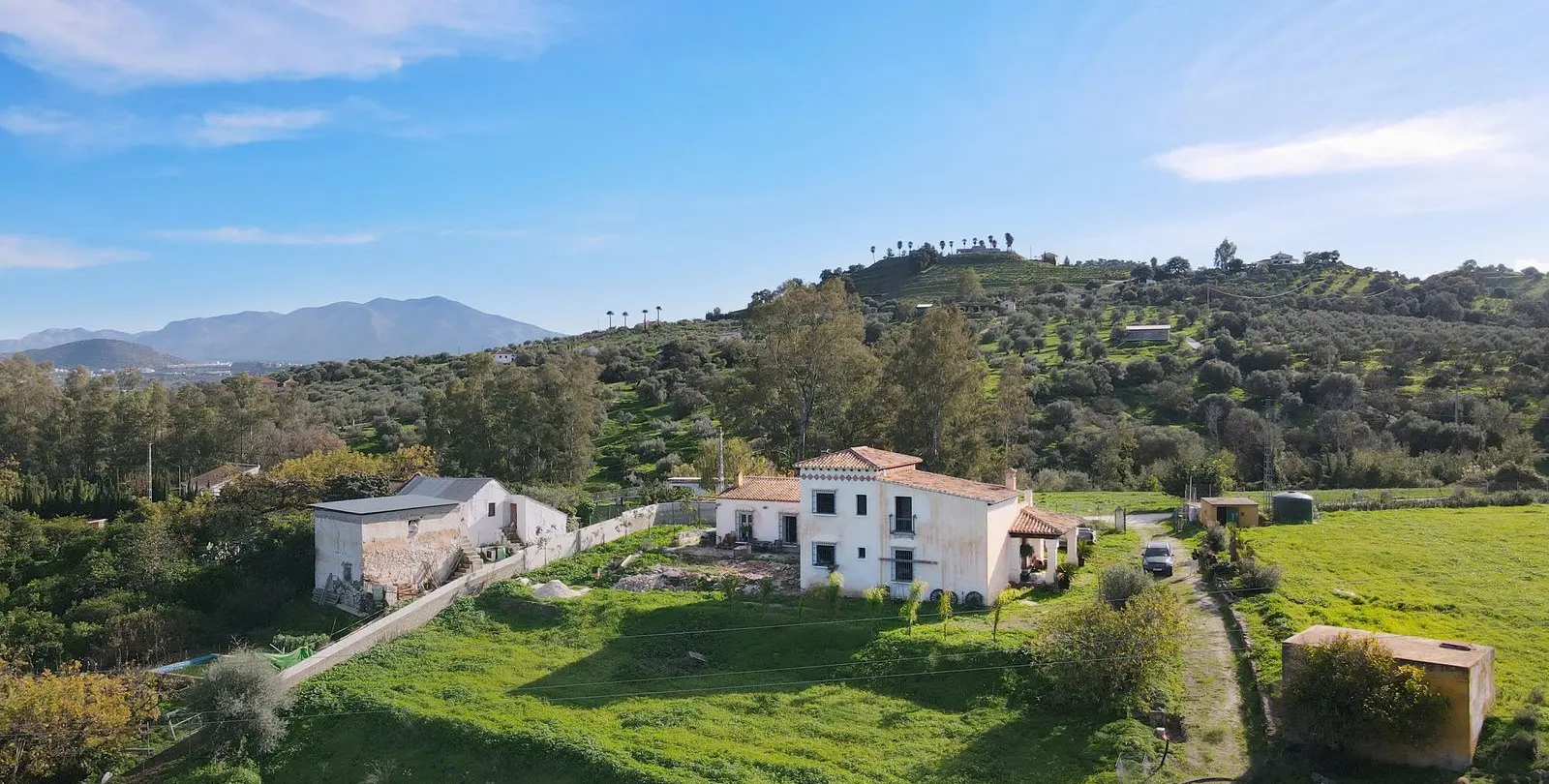 Sale of finca - cortijo in Coín 8