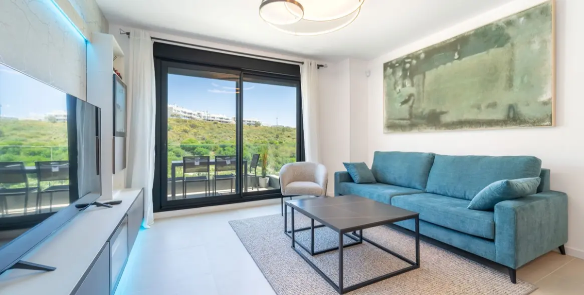Venta de apartamento en planta media en Fuengirola 1