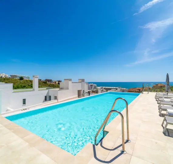 Продажа апартаментов на среднем этаже в Fuengirola