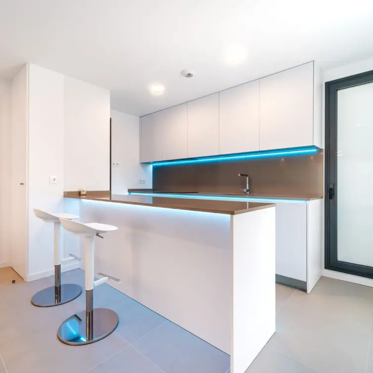 Sale of middle floor apartment in Fuengirola