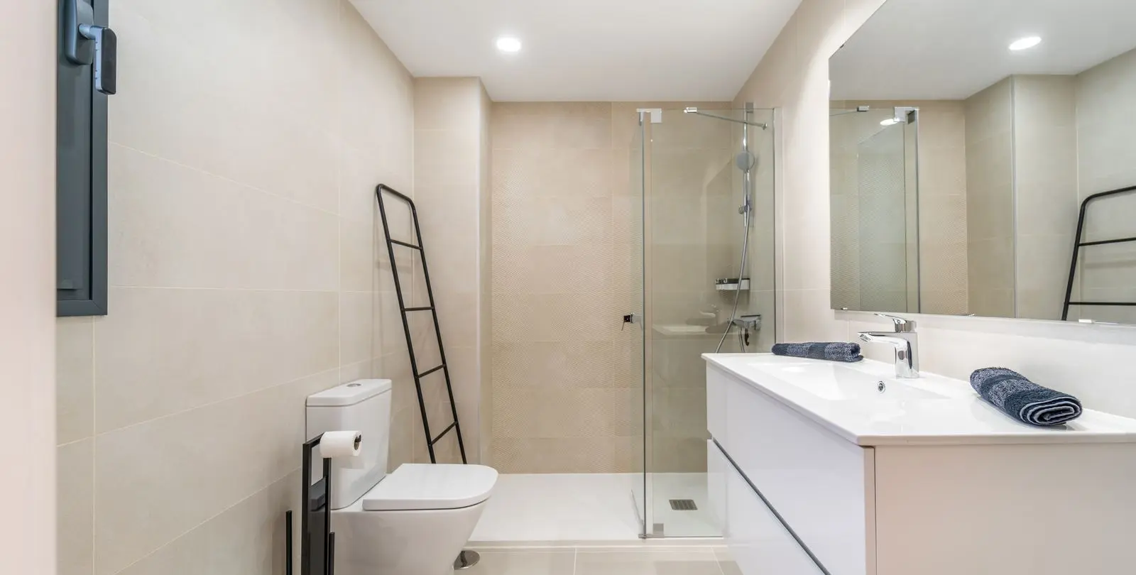 Продажа апартаментов на среднем этаже в Fuengirola 30