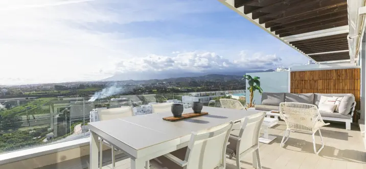 Sale of penthouse duplex in Cancelada 0