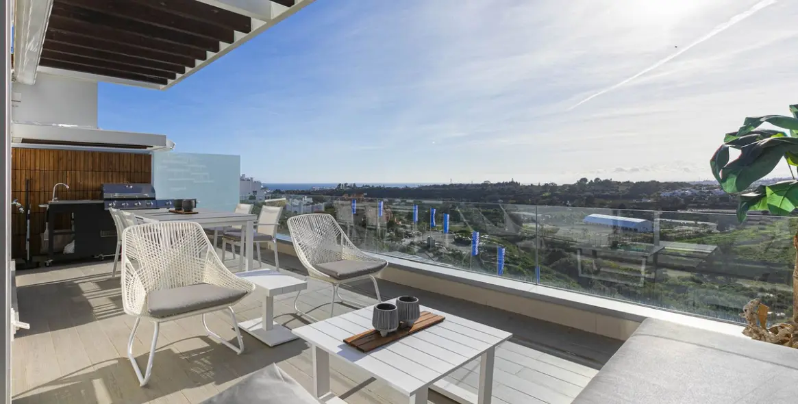 Sale of penthouse duplex in Cancelada 12