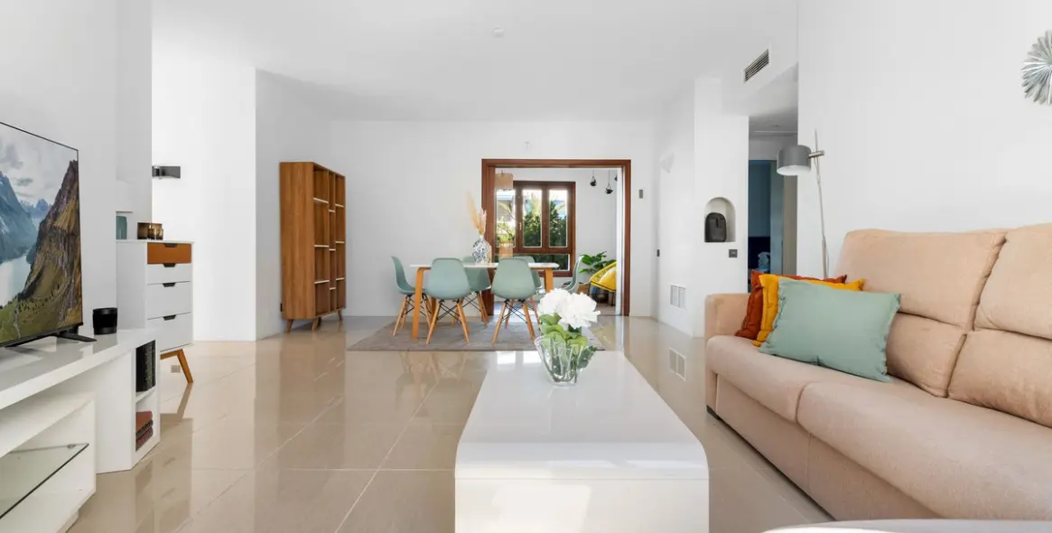 Продажа апартаментов на среднем этаже в Puerto Banús 1