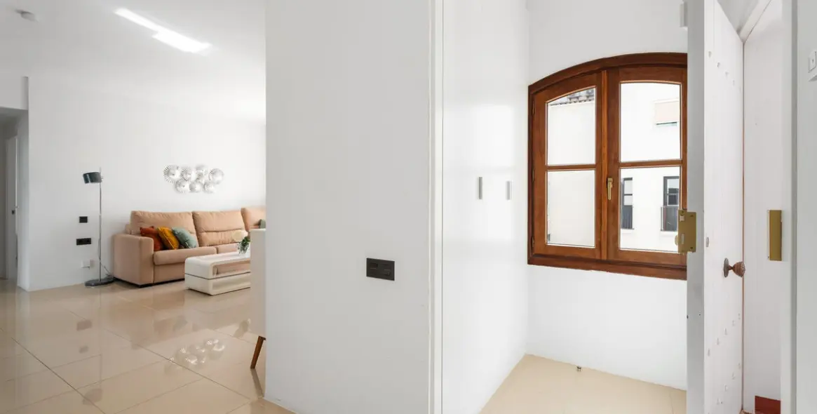 Продажа апартаментов на среднем этаже в Puerto Banús 12