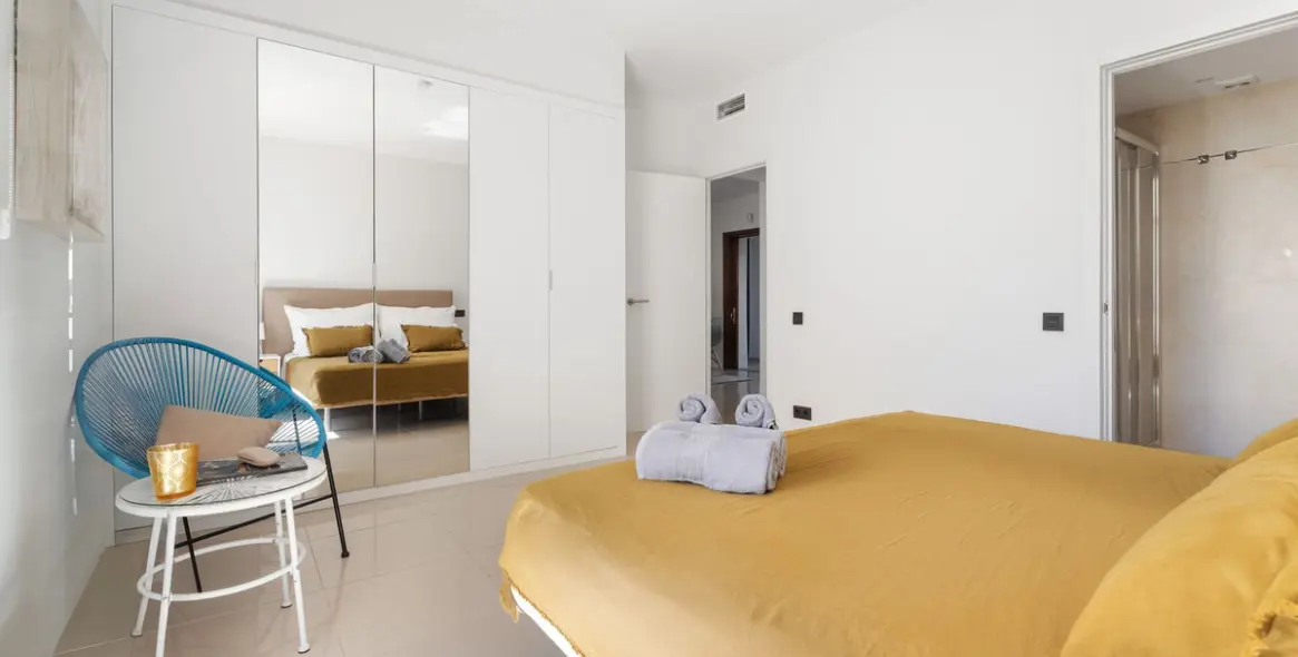 Продажа апартаментов на среднем этаже в Puerto Banús 26