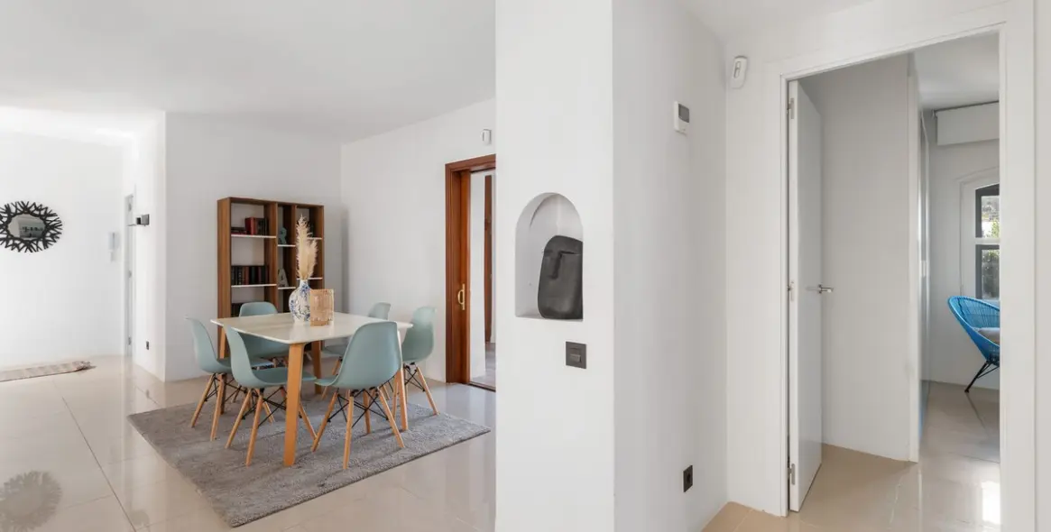 Продажа апартаментов на среднем этаже в Puerto Banús 30