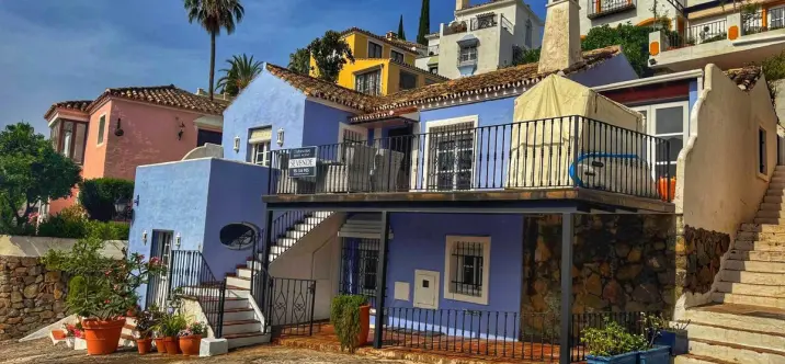 Sale of detached villa in La Heredia 0