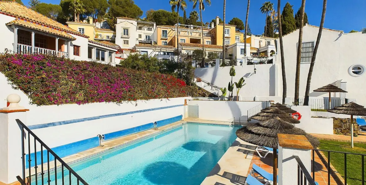 Sale of detached villa in La Heredia 3