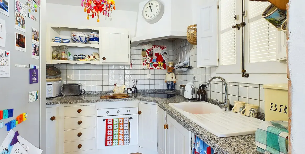 Sale of detached villa in La Heredia 17