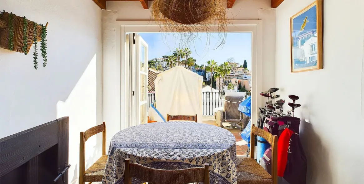 Sale of detached villa in La Heredia 20