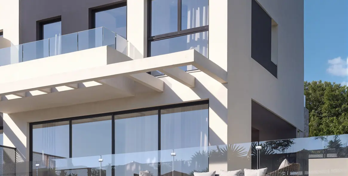 Продажа дома на две семьи в La Cala Golf 7