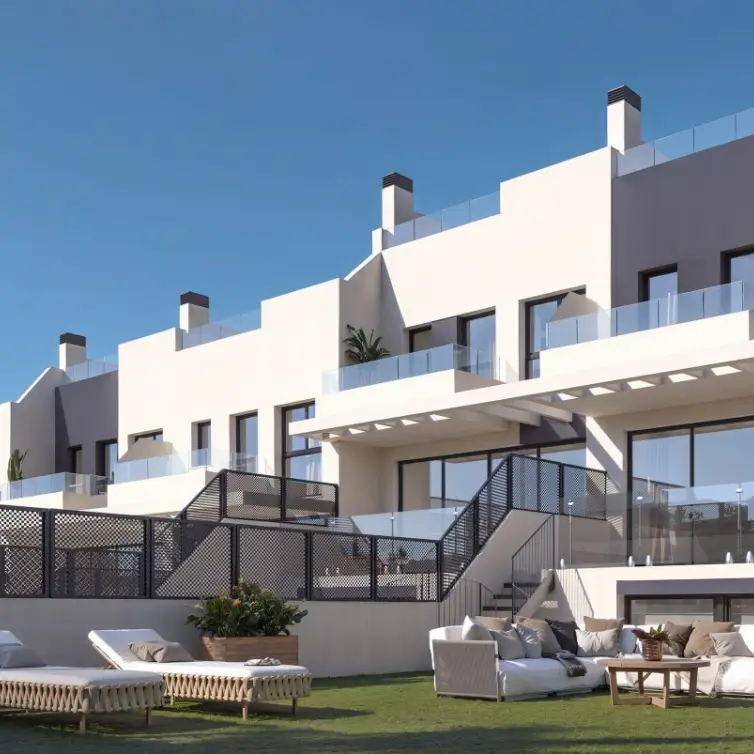 Продажа дома на две семьи в La Cala Golf