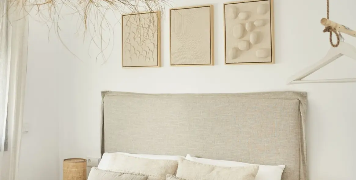 Sale of townhouse in El Paraiso 16