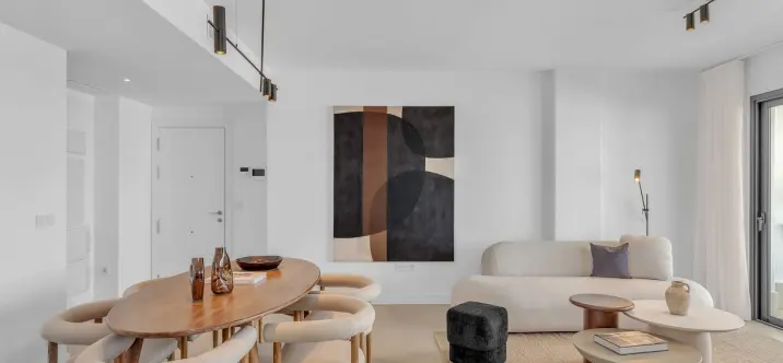 Sale of middle floor apartment in Fuengirola 1