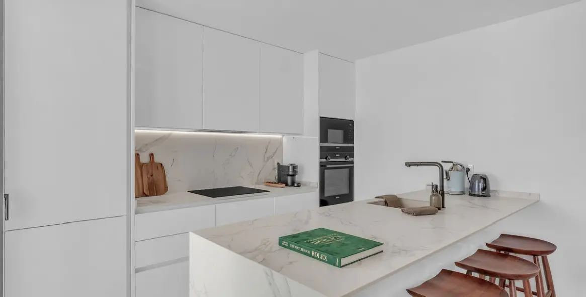 Sale of middle floor apartment in Fuengirola 4