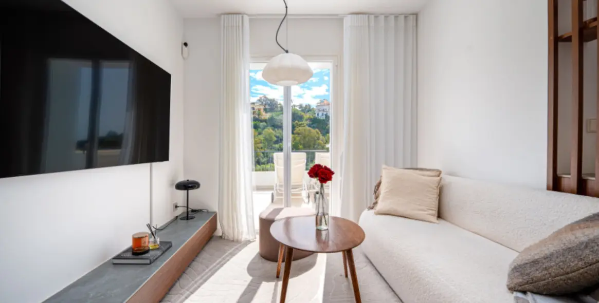 Продажа апартаментов на среднем этаже в Benahavís 18