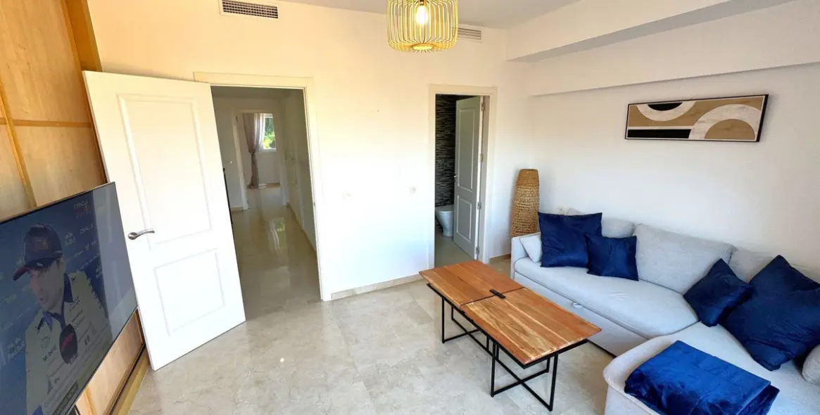 Продажа таунхауса в Artola 4