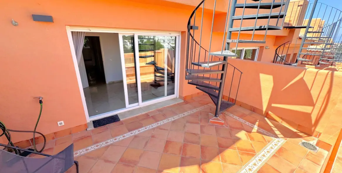 Продажа таунхауса в Artola 11