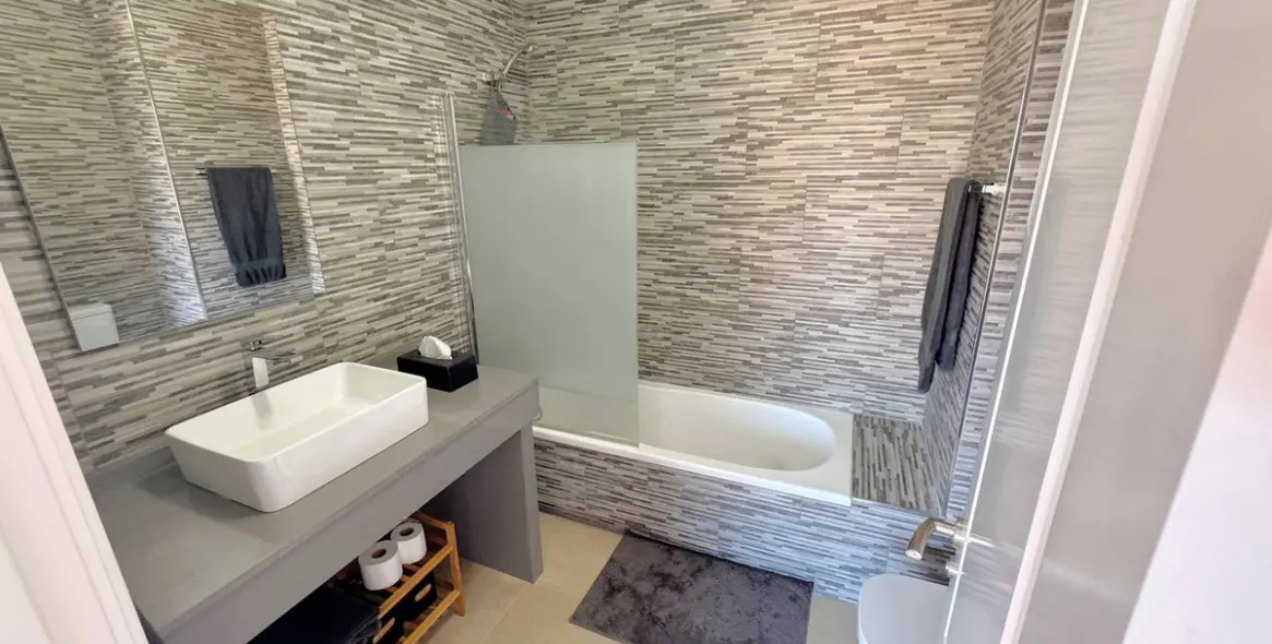 Продажа таунхауса в Artola 17