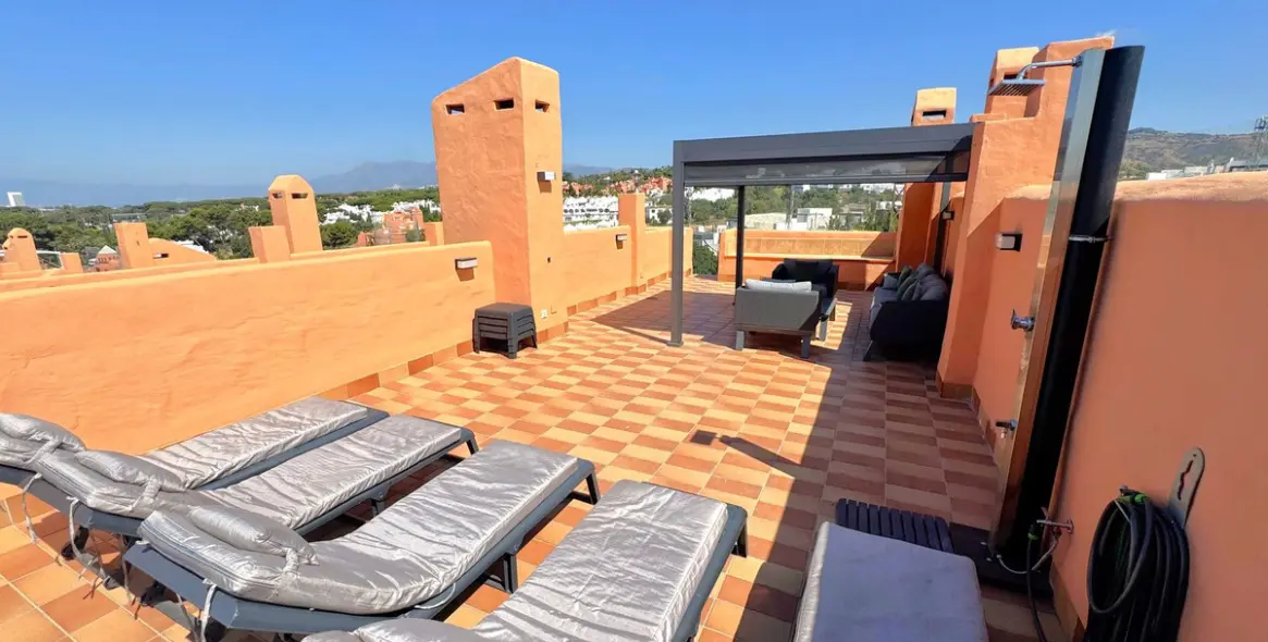 Продажа таунхауса в Artola 25