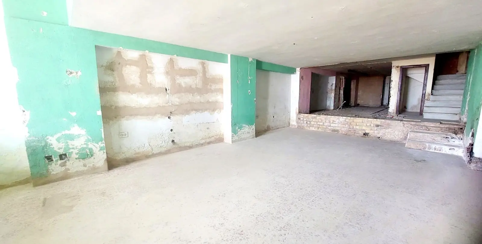 Sale of commercial premises in Los Boliches 5