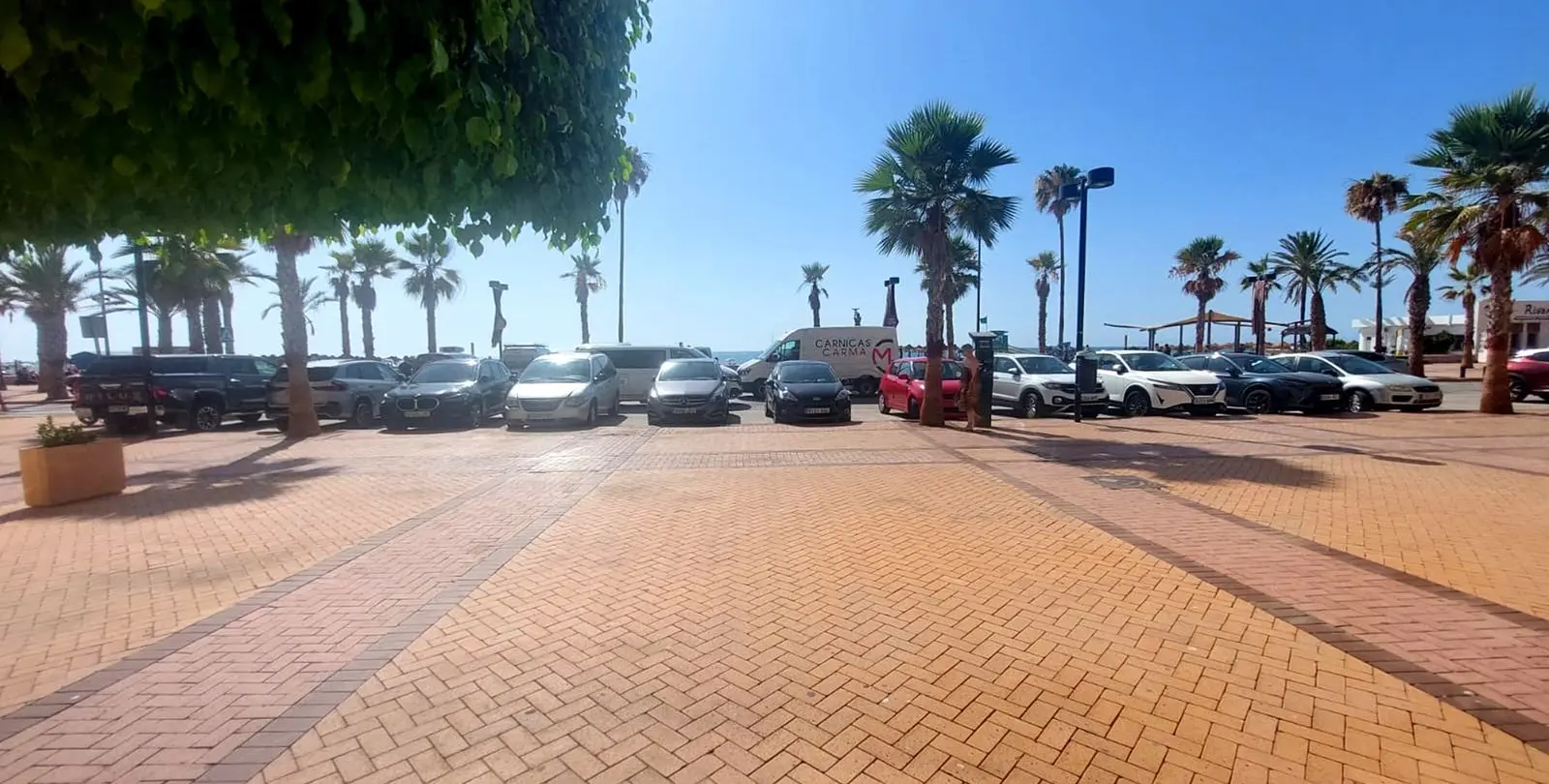 Sale of commercial premises in Los Boliches 10
