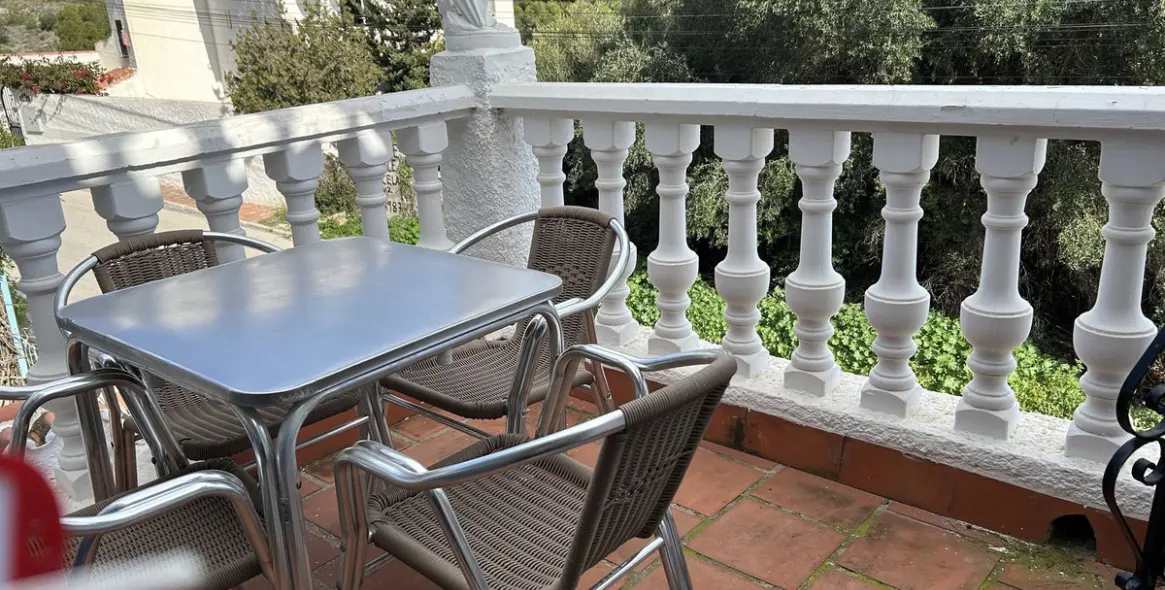 Продажа  отдельно стоящей виллы в Costa del Sol East 5