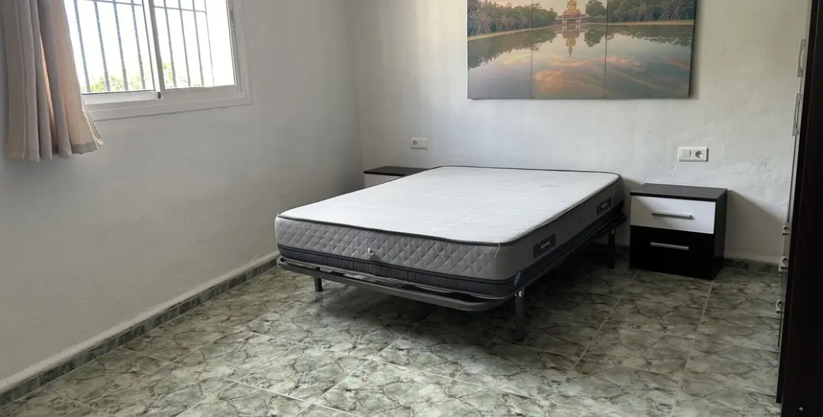 Продажа  отдельно стоящей виллы в Nerja 24