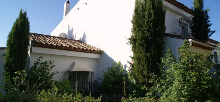 Продажа таунхауса в El Paraiso 1